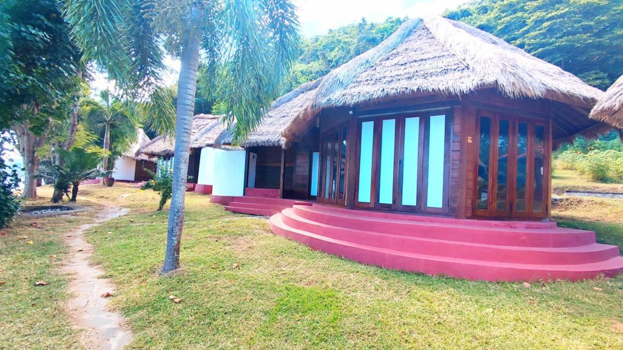 Khabita Beach Resort Lembar  Екстериор снимка