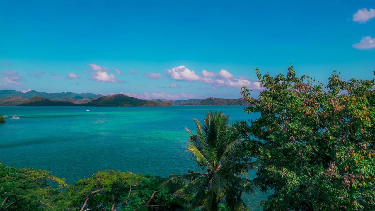 Khabita Beach Resort Lembar  Екстериор снимка