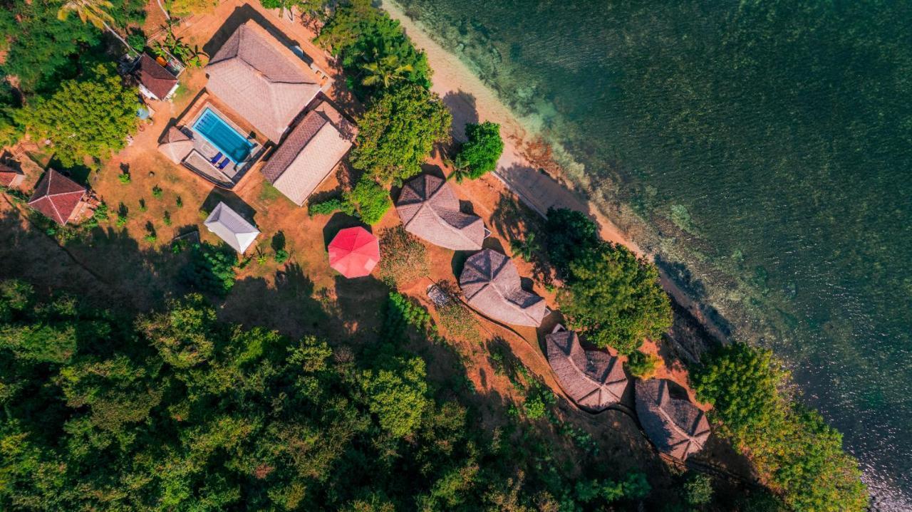Khabita Beach Resort Lembar  Екстериор снимка