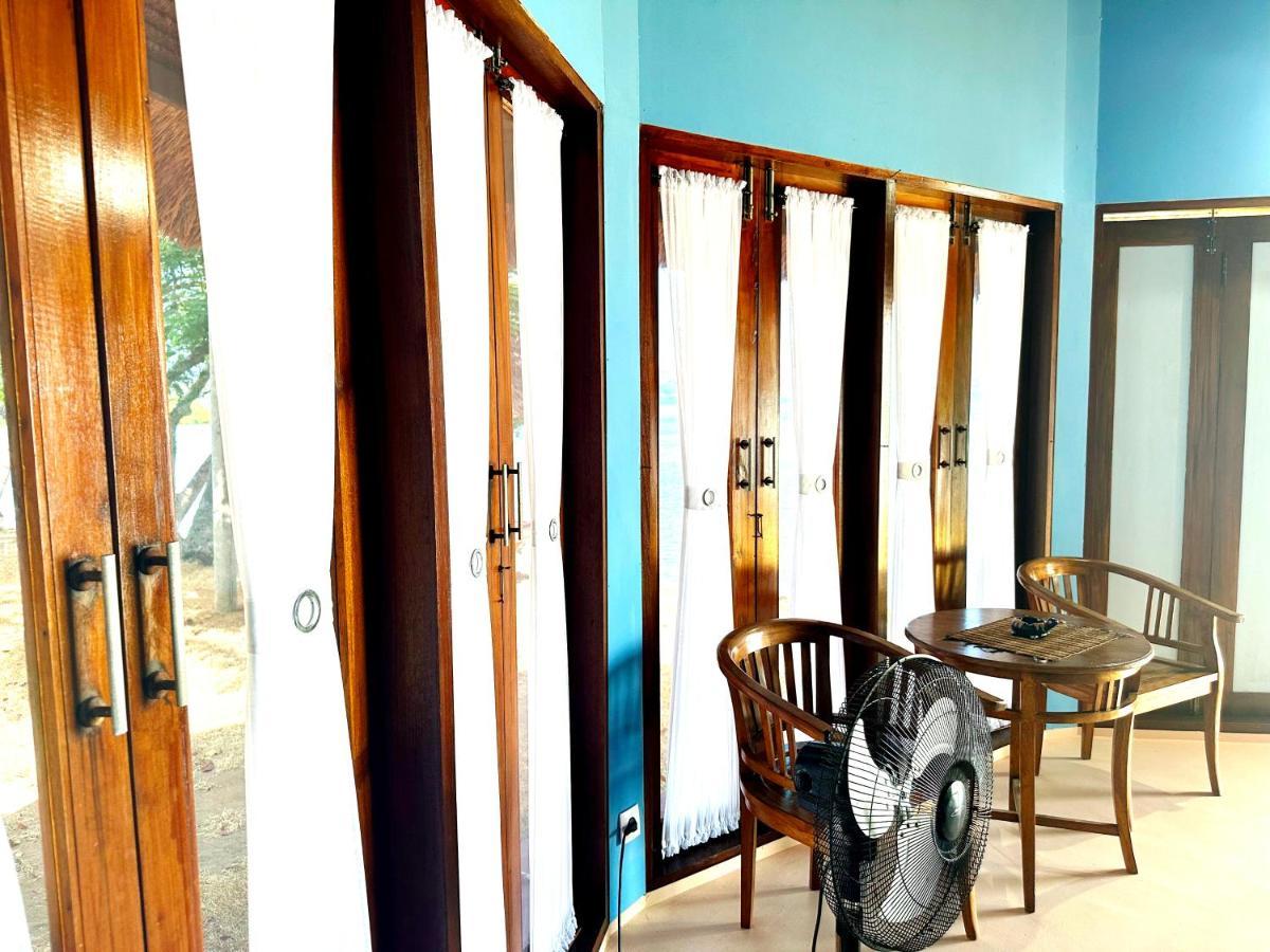 Khabita Beach Resort Lembar  Екстериор снимка